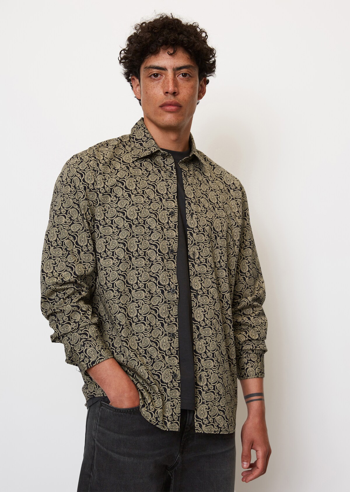Long sleeve paisley shirt in a regular fit made of pure organic cotton ...