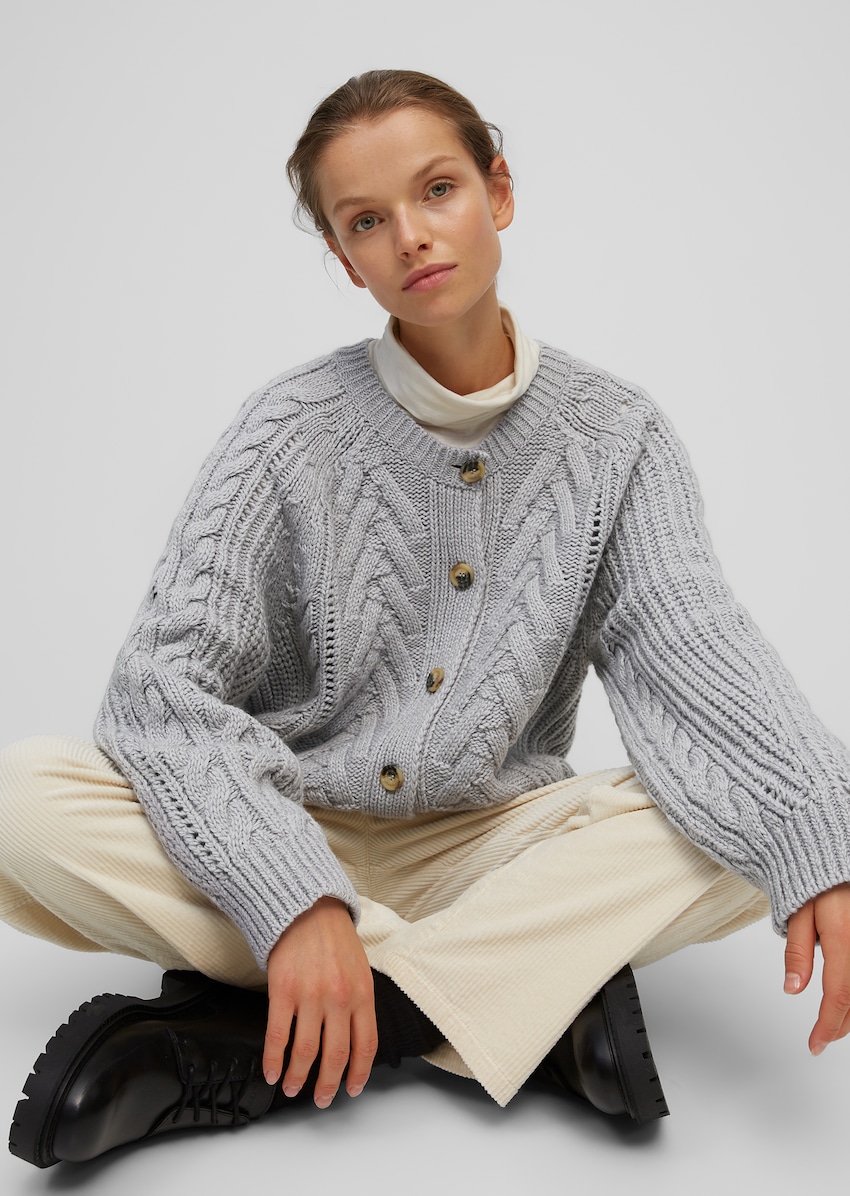 strip Groenten Transplanteren Cardigan in a cable knit pattern in soft blended new wool - gray | Knitted  jackets | MARC O'POLO