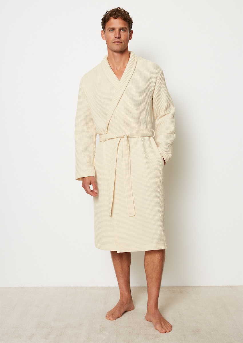 Men bathrobe model ESSENTIAL in waffle piqué - beige | Bathrobes | MARC  O\'POLO