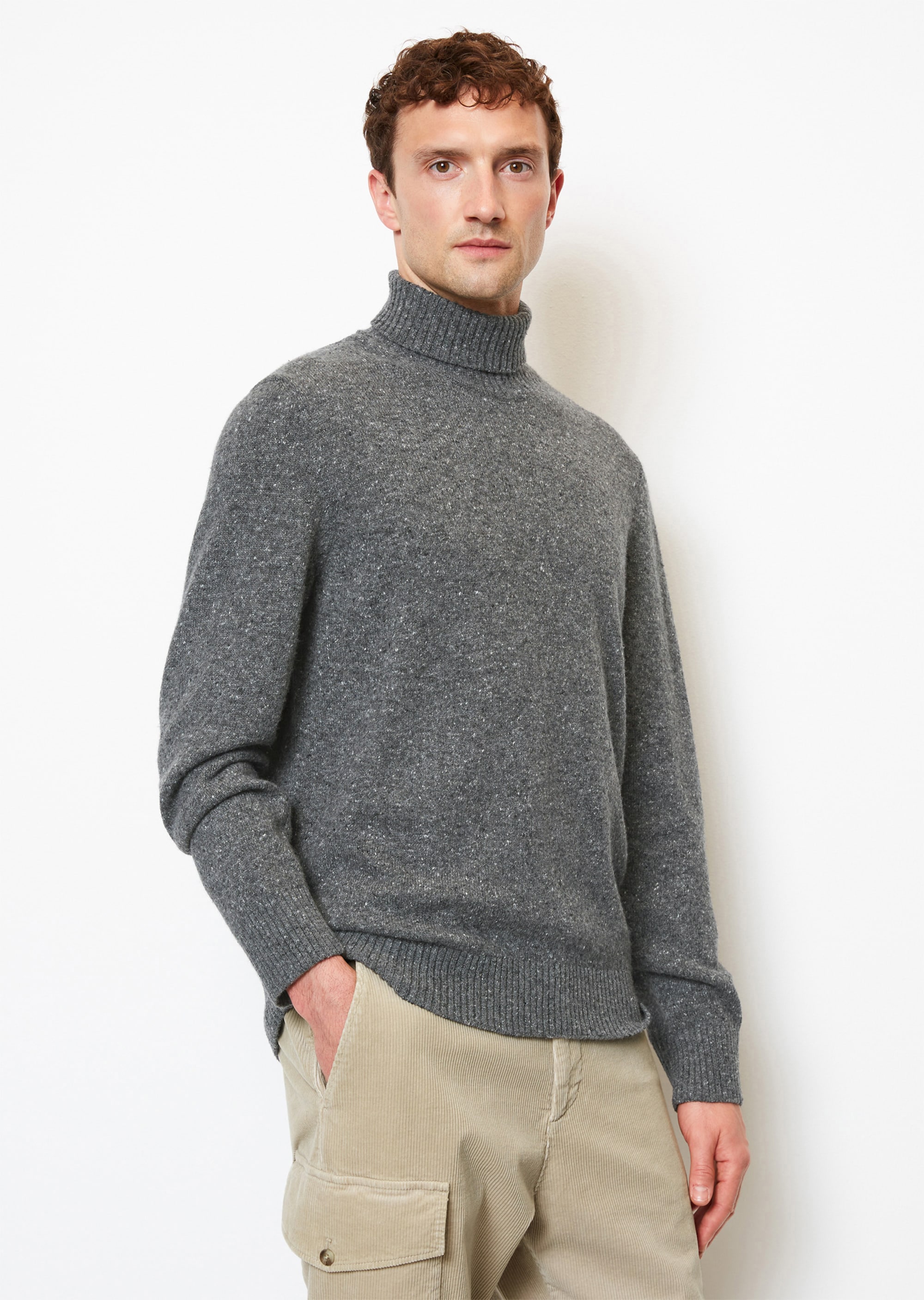 Turtleneck sweater regular from speckled tweed yarn - gray | Turtle