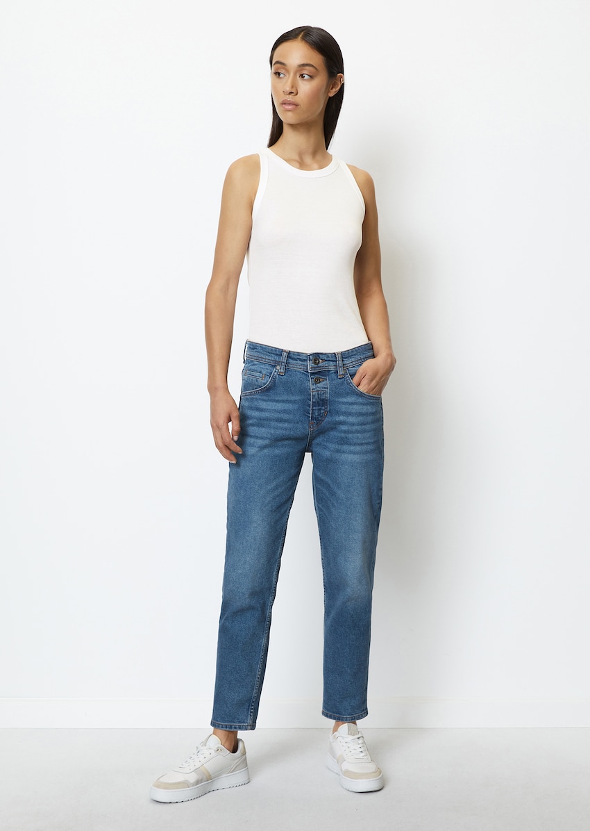 Jeans model THEDA boyfriend cropped in a stretchy organic cotton blend ...