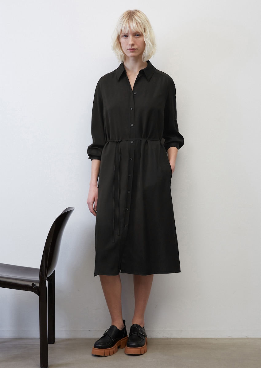 Shirt dress in a midi length made from flowing viscose - black | Shirt  dresses | MARC O'POLO