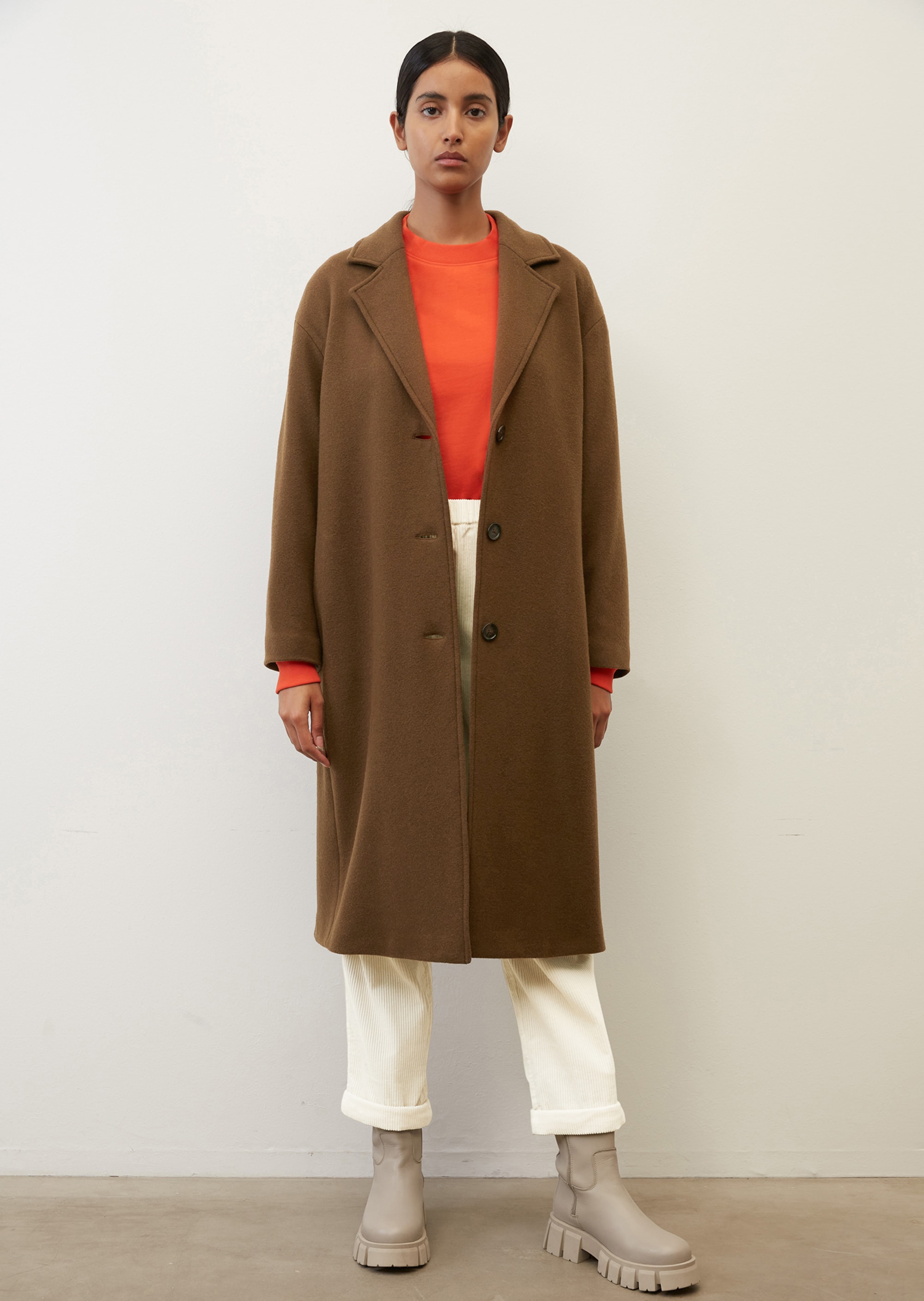 Elegant wool jersey coat made of Italian wool blend fabric - brown 