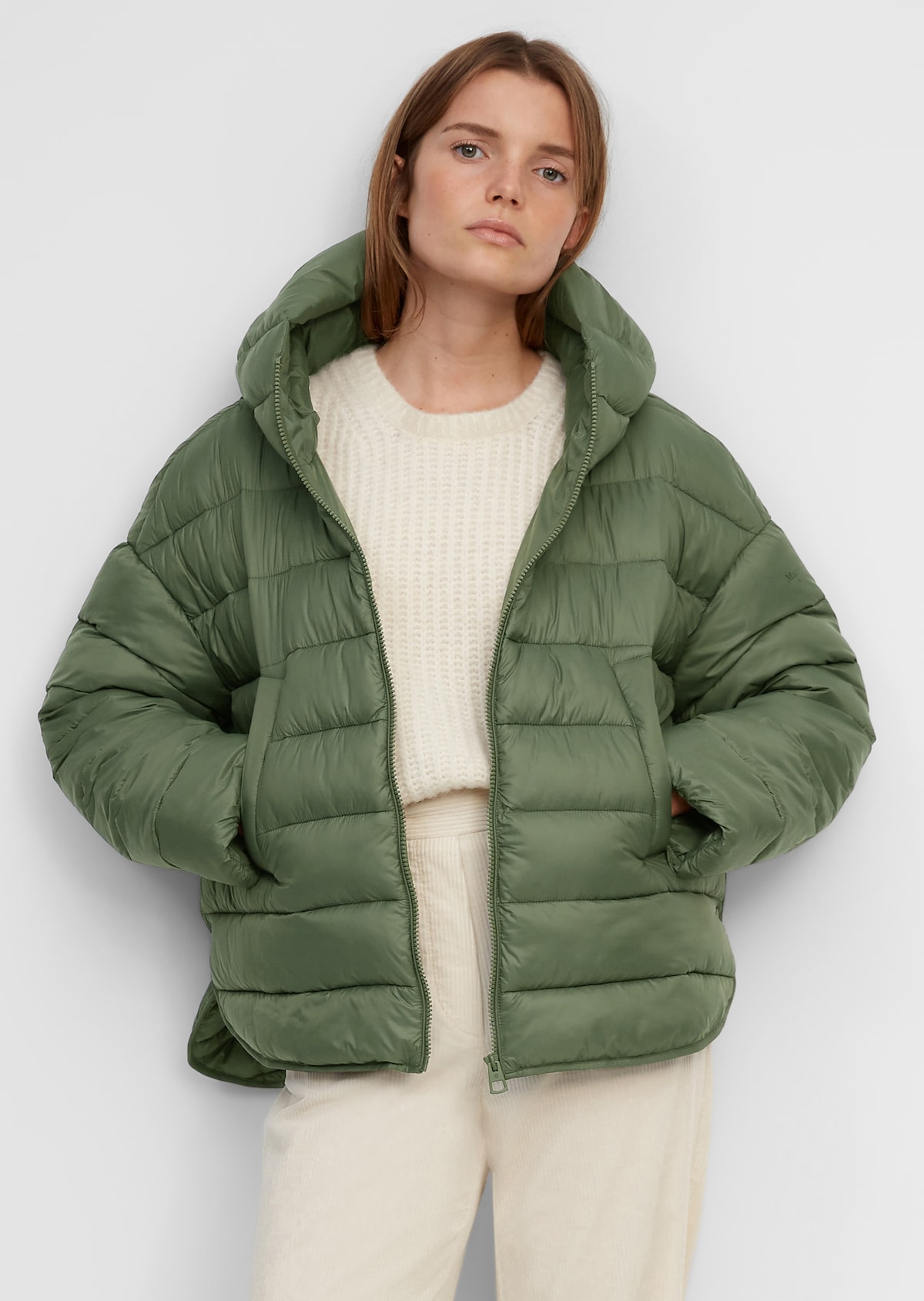 compass entrepreneur Slightly Quilted jacket in the style of a cape Made of recycled nylon fabric - green  | Jackets | MARC O'POLO