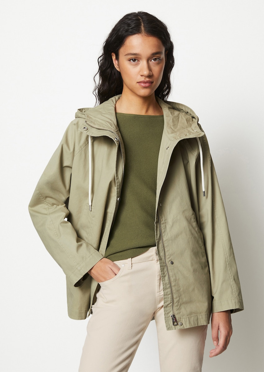 Relaxed cape-style jacket made from organic cotton twill - green