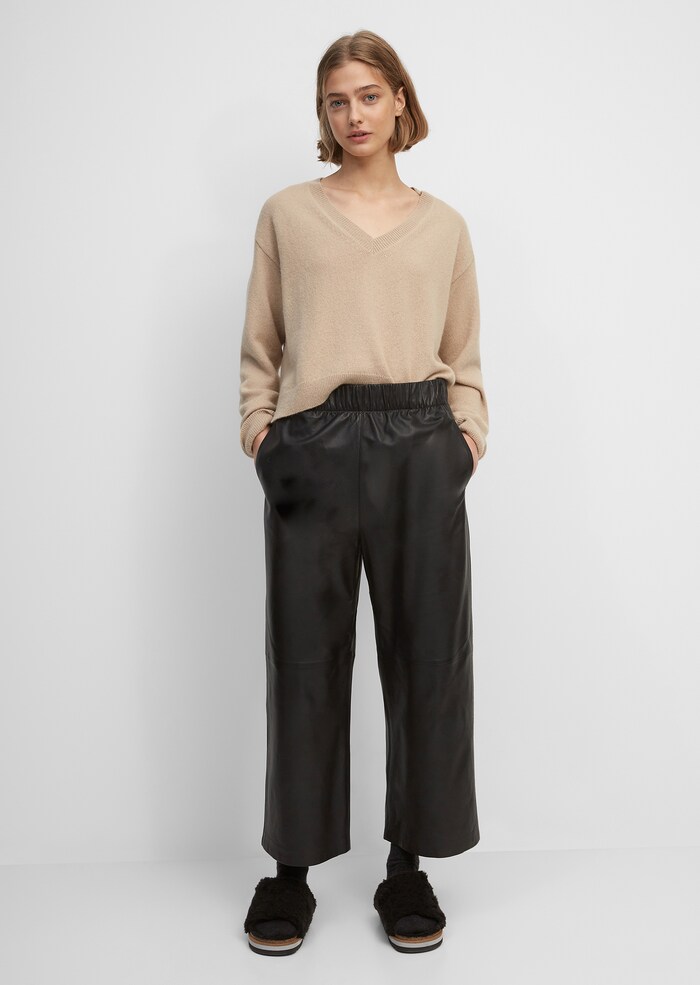 Leather culottes made of leather sourced from LWG-certified tanneries ...