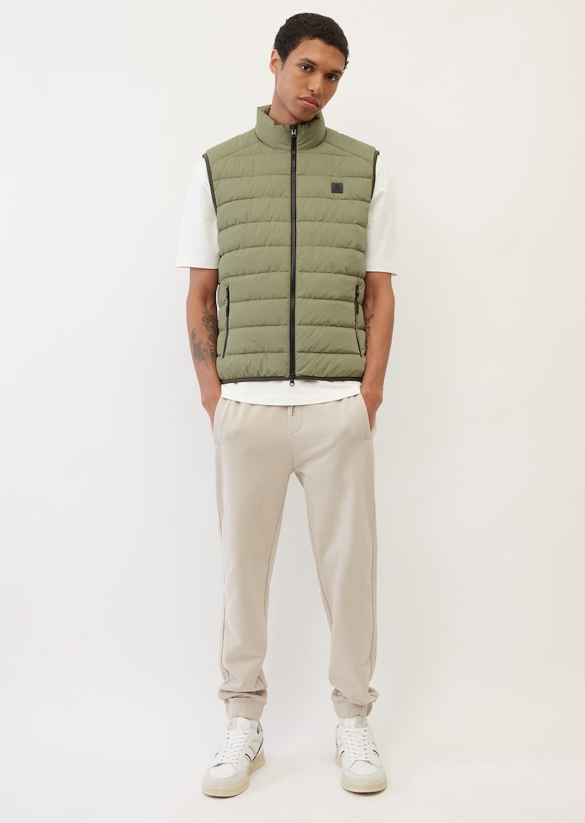 Bedenken Achtervolging opwinding Vest, regular fit, sorona fiber fil with Unifi REPREVE® padding - green |  Vests | MARC O'POLO