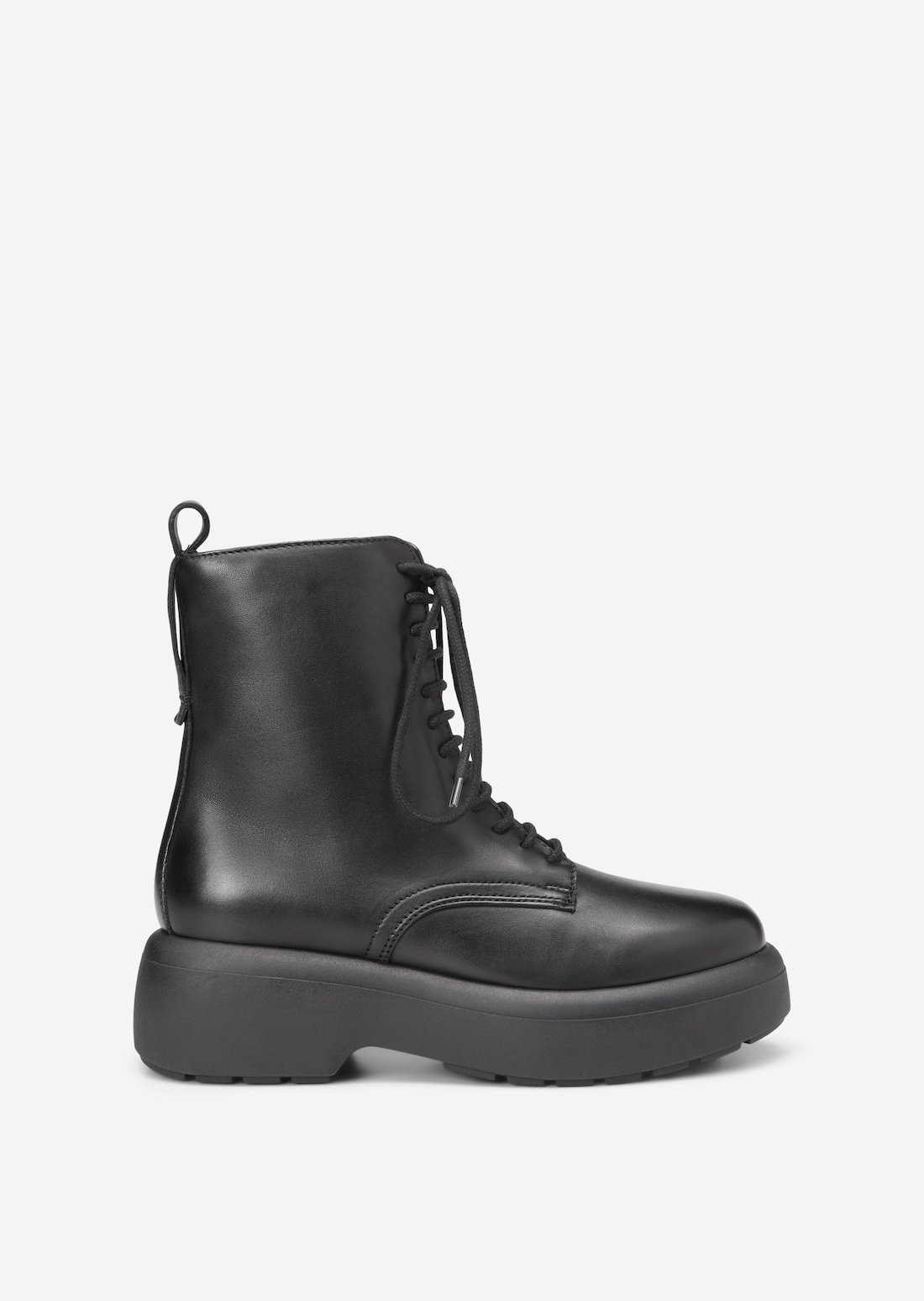 Lace up boots from smooth calfskin - black | Lace-up boots | MARC O’POLO
