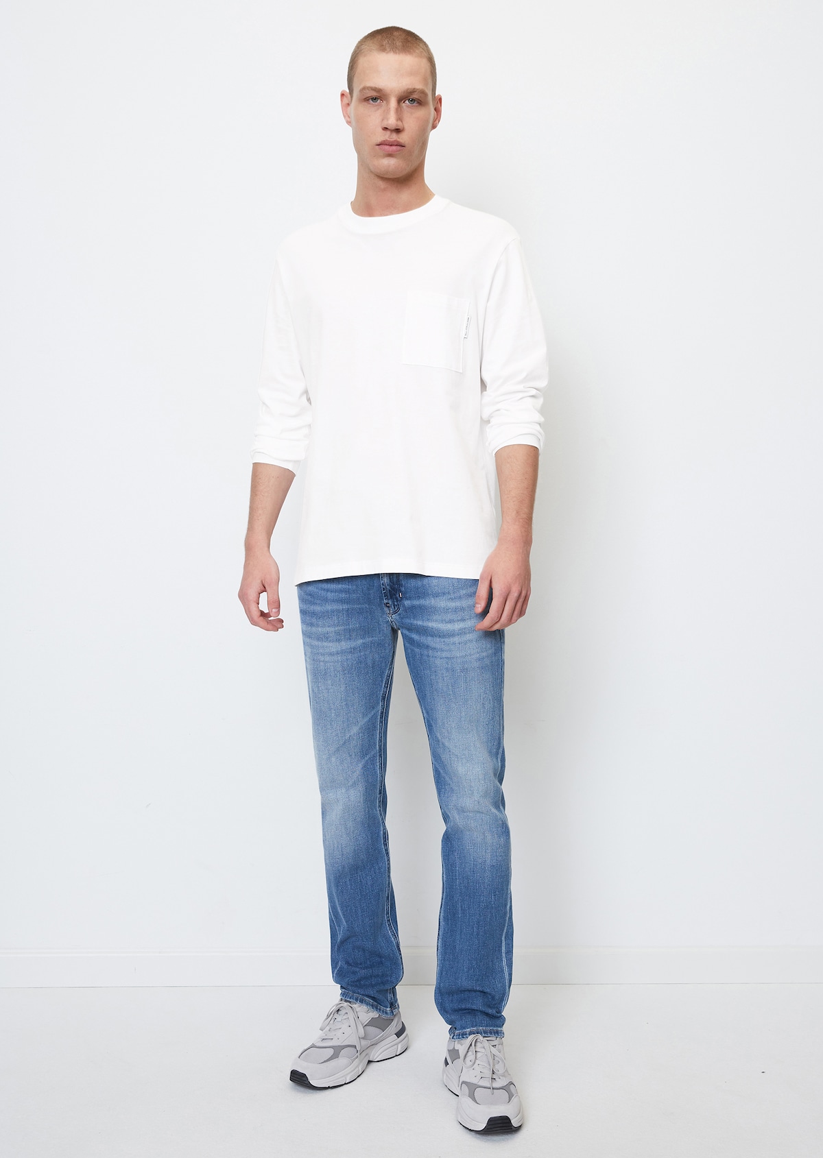 VIDAR slim fit jeans Made from an organic cotton blend - blue | Slim ...